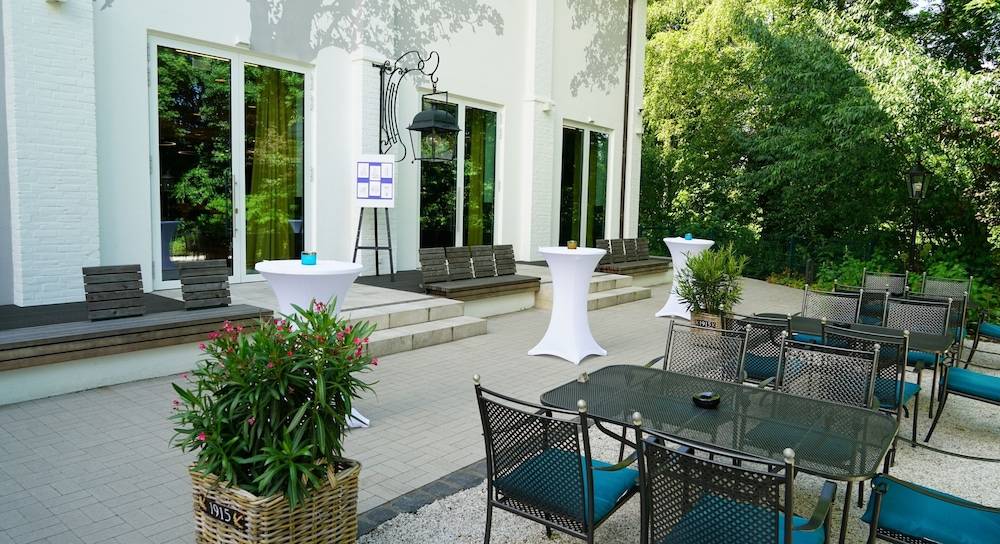 Sundeck