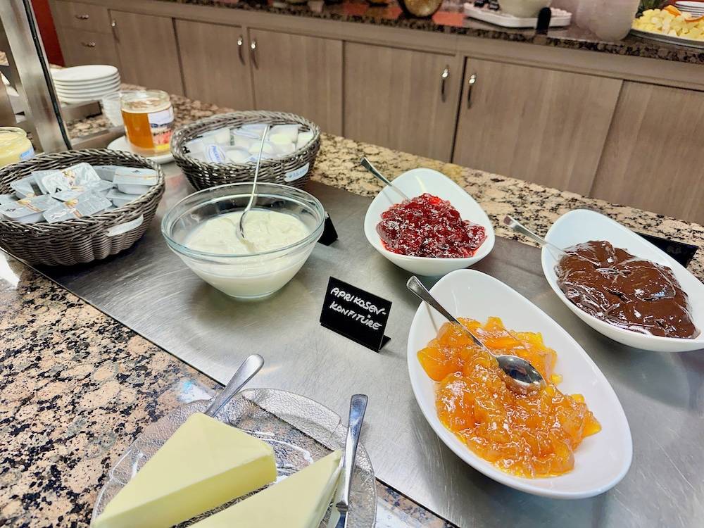 Breakfast buffet