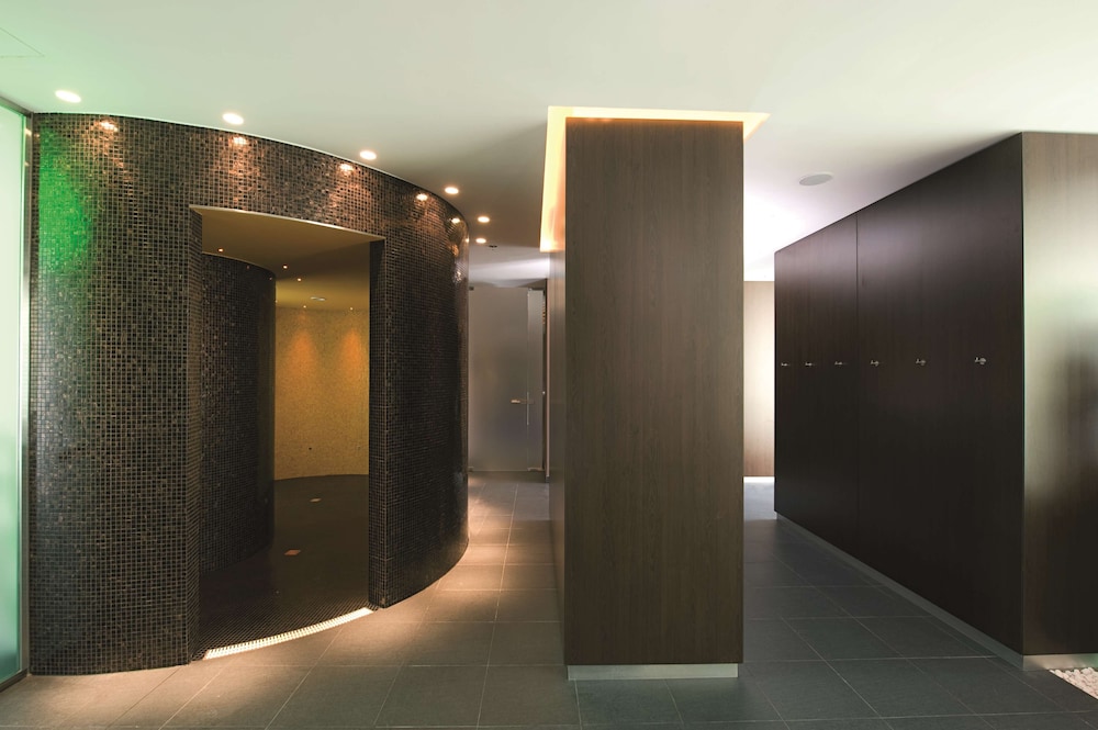 Steam room