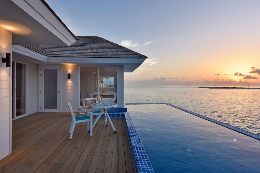 Rooftop pool