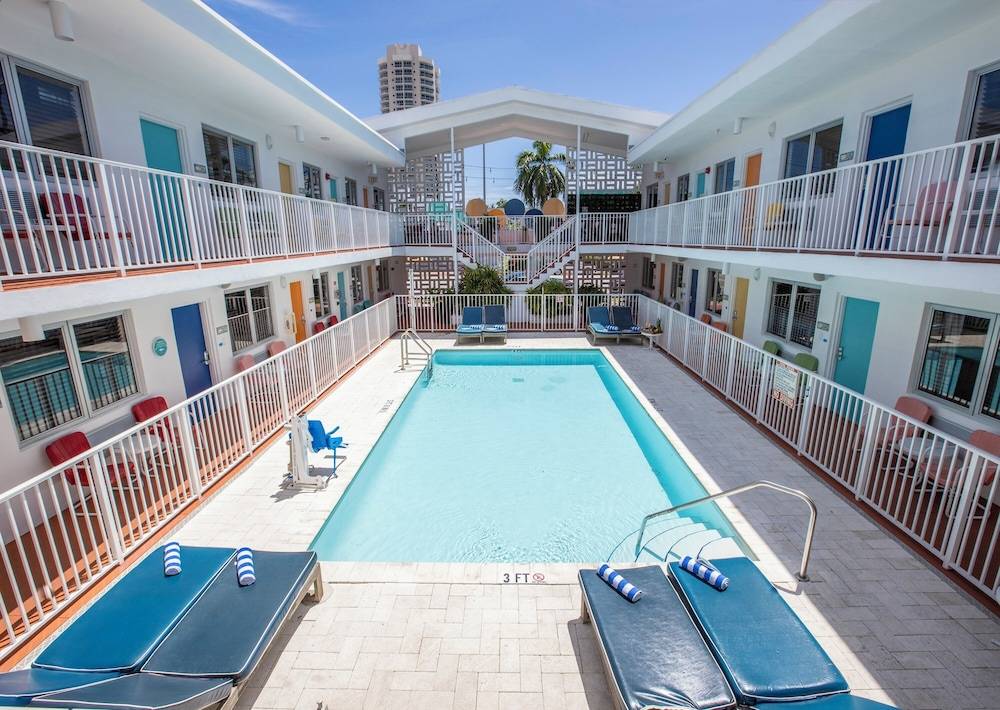 Waterside Hotel and Suites - featured photo
