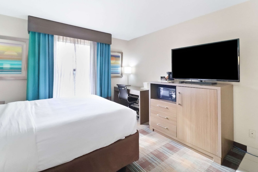 Comfort Inn Dunn near I 95 - photo 5