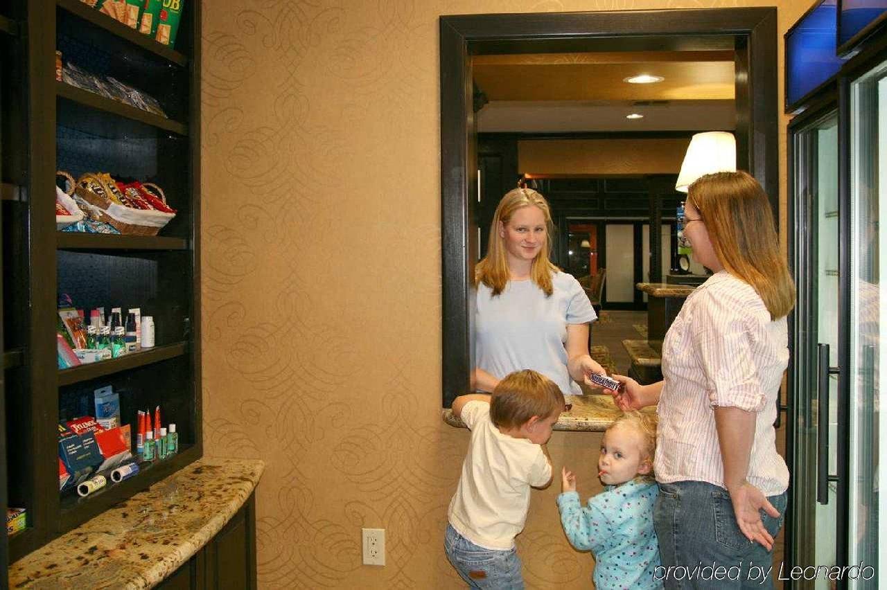 Durant Inn & Suites - photo 5