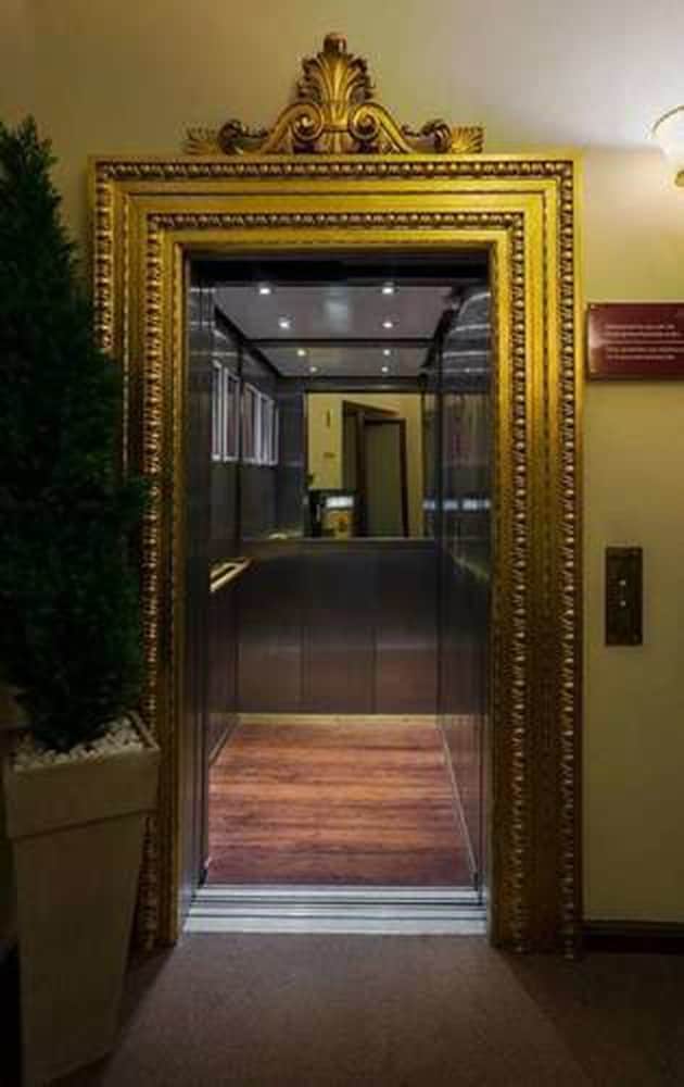 Reception hall
