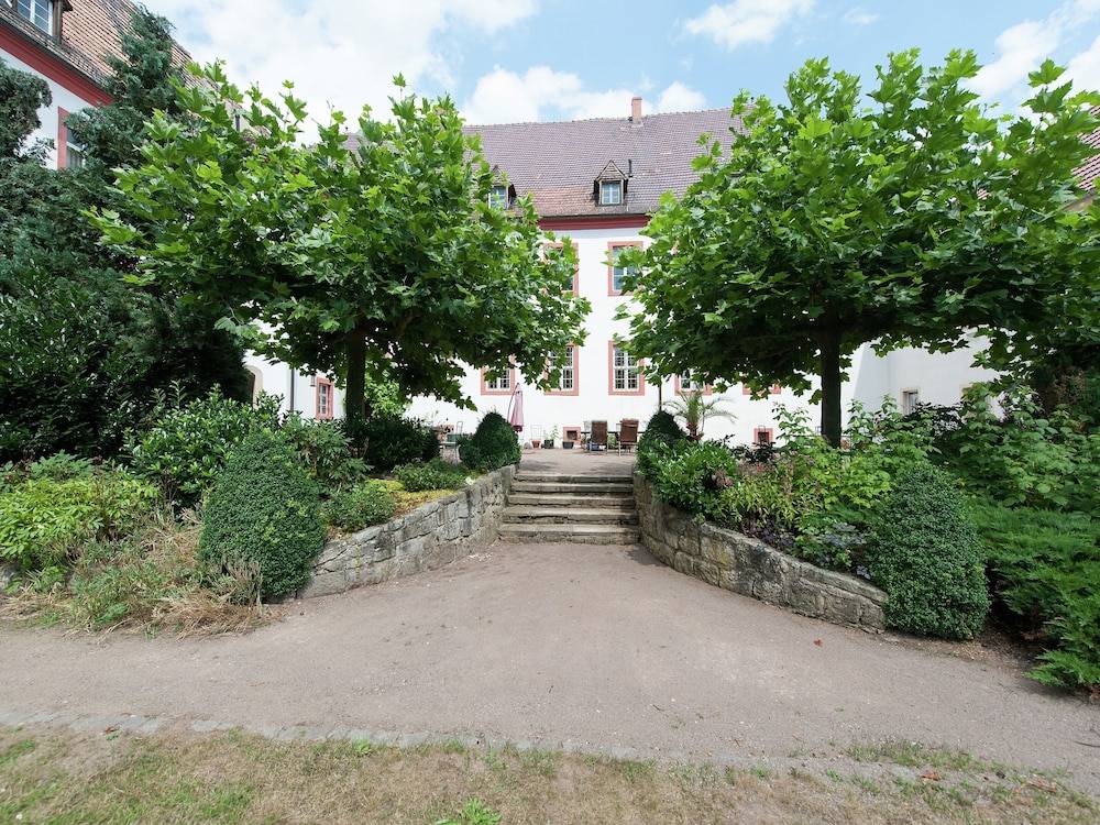 Primary image