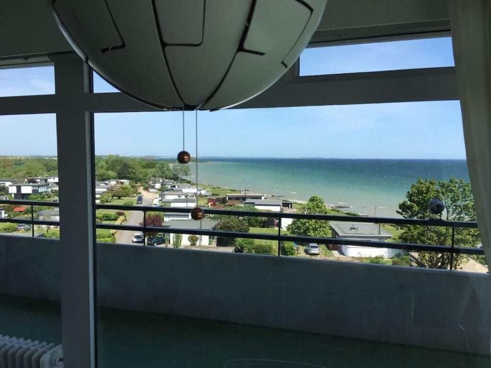 Pearl with sea view Comfortable Vacation Home