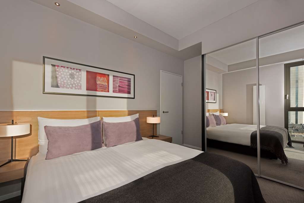 adina apartment hotel frankfurt neue oper one bedroom corner apartment bedroom