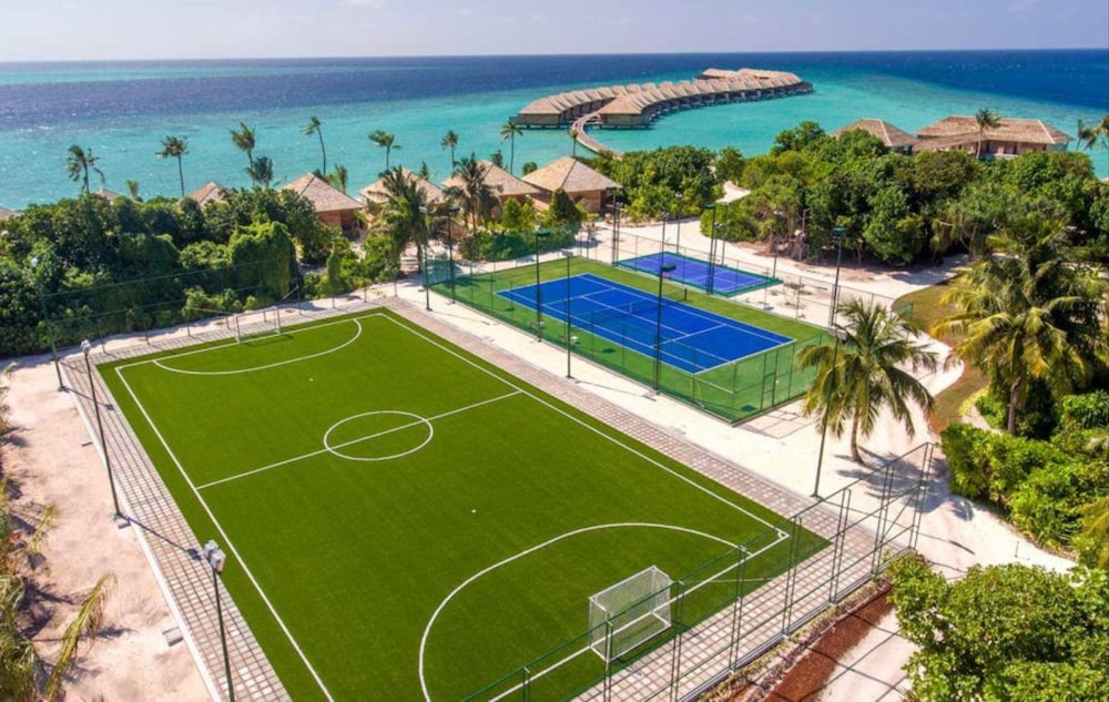Tennis court