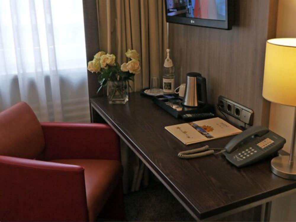 In-room business center