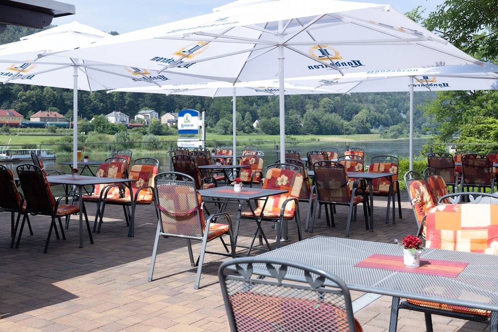 Sundeck