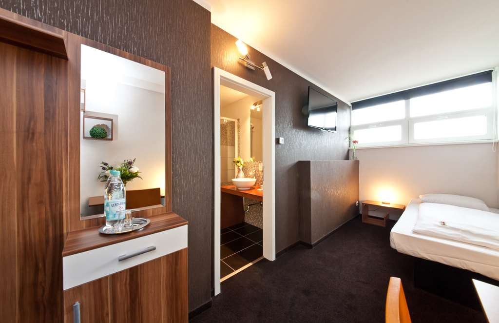 Single Room_Novum Hotel Aviva Leipzig