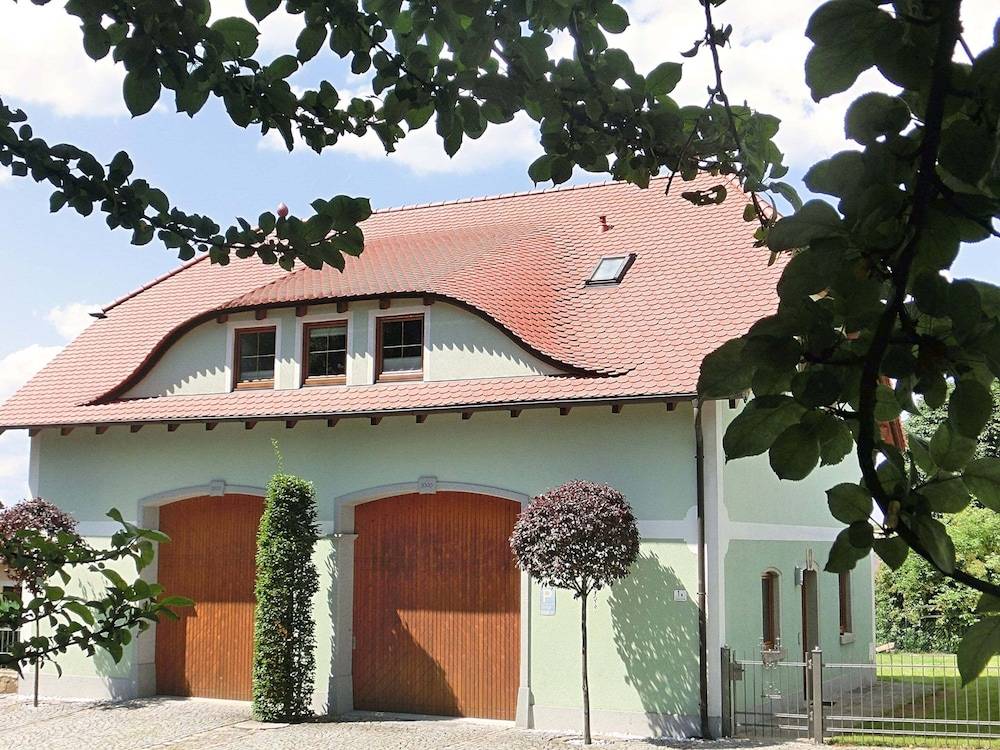 Primary image