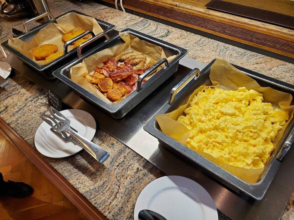 Breakfast buffet