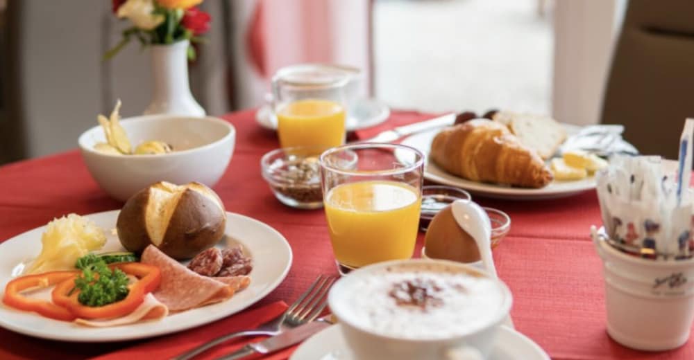 Breakfast meal
