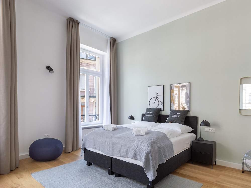 limehome Baden Baden Bäderstraße