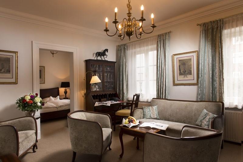 Moritz Wolff suite