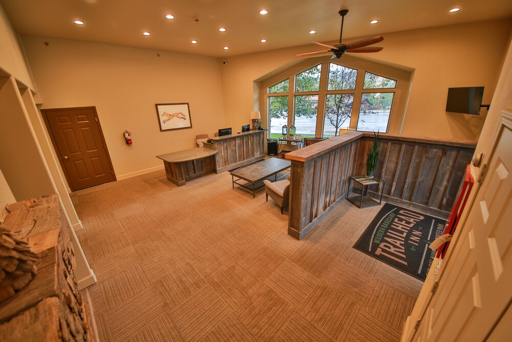 Trailhead Inn - photo 3