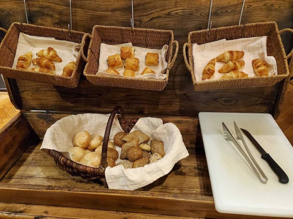 Breakfast buffet