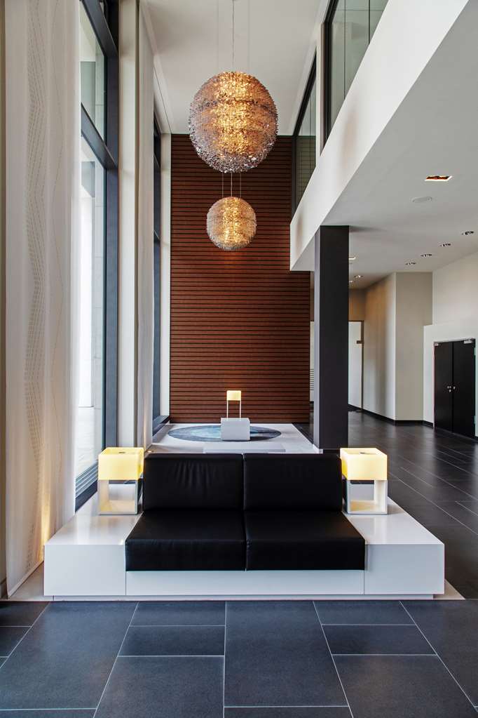 Steigenberger Airport Hotel Berlin - lobby