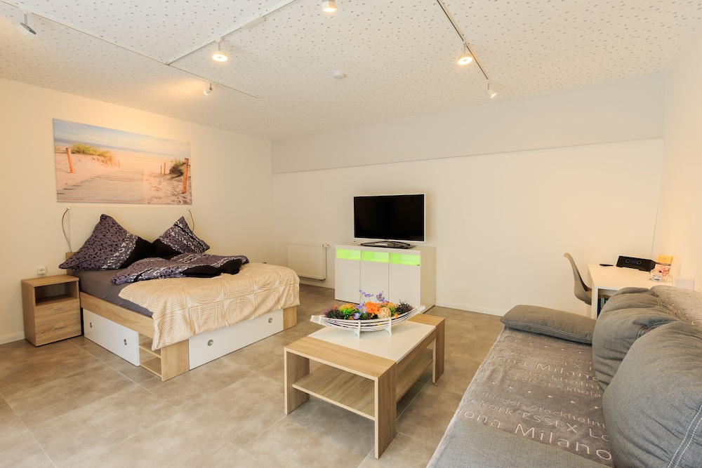 Apartments Room Leverkusen City
