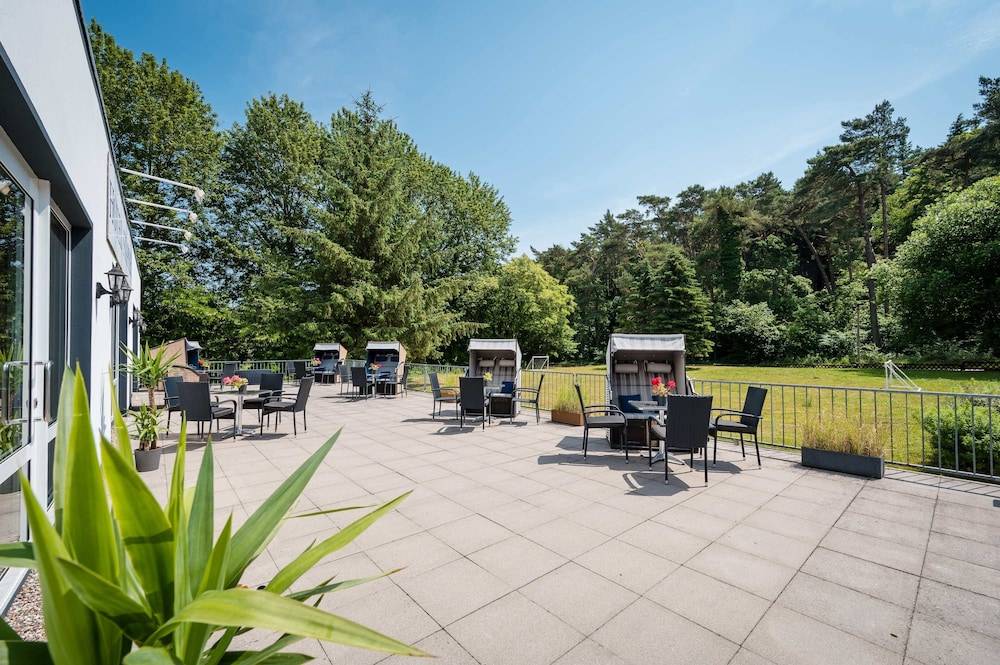 Sundeck