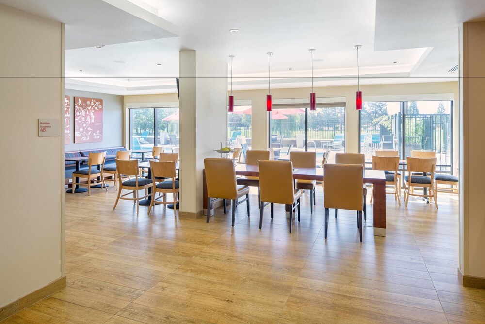 Towneplace Suites Portland Vancouver - photo 4