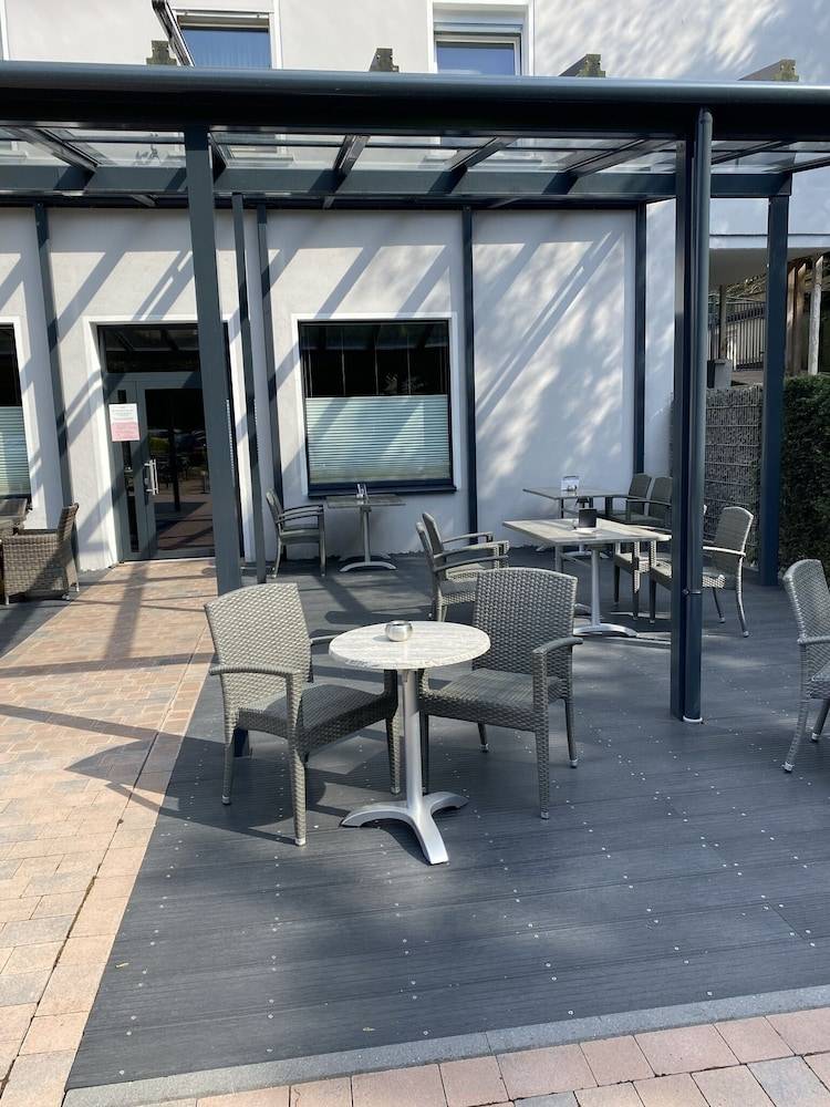 Sundeck
