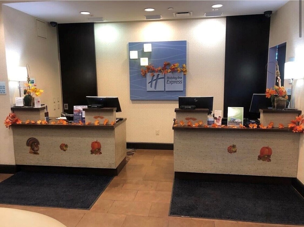 Holiday Inn Express Manhattan Times Square South an IHG Hotel - photo 2
