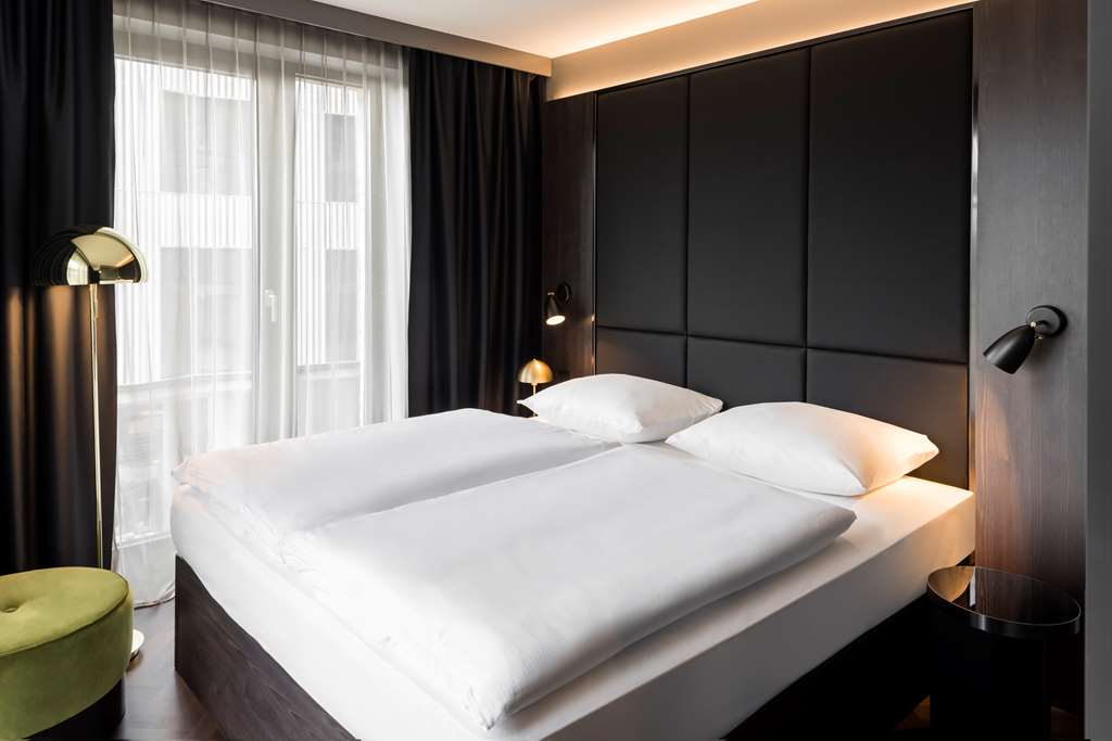 Hotel ROMY Corner Room Jens B senberg