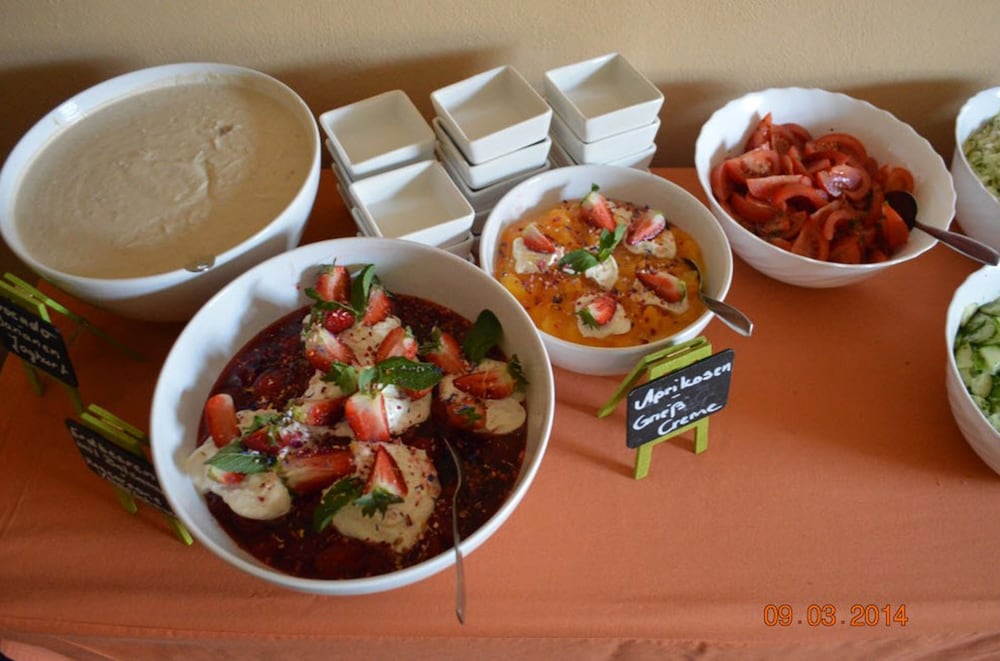 Breakfast buffet