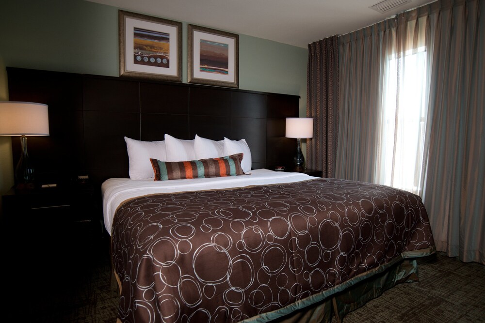 Staybridge Suites Houston NW Willowbrook - photo 3