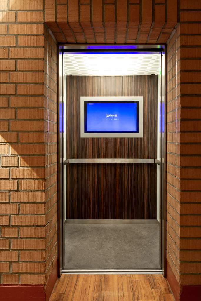 elevator