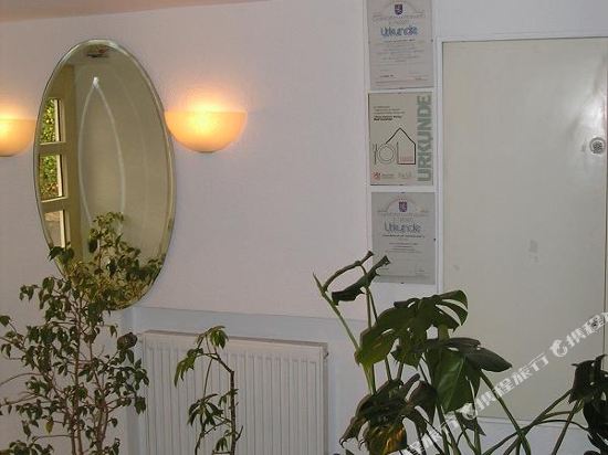 Hotel Interior/Public Areas