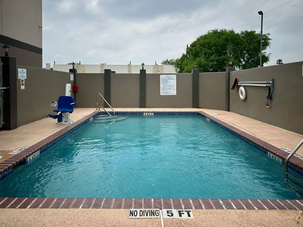 Motel 6 Mission TX - photo 2