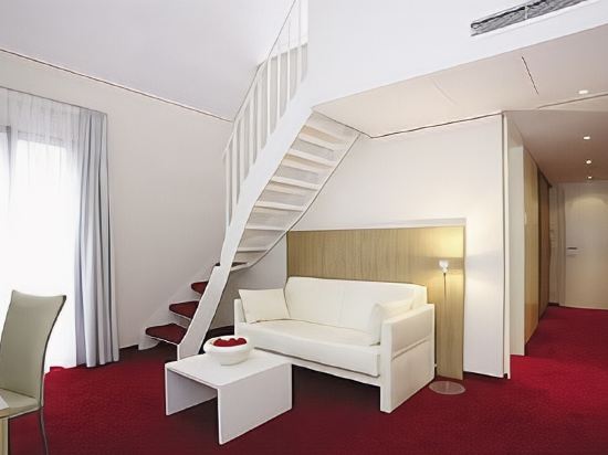Hotel Interior/Public Areas