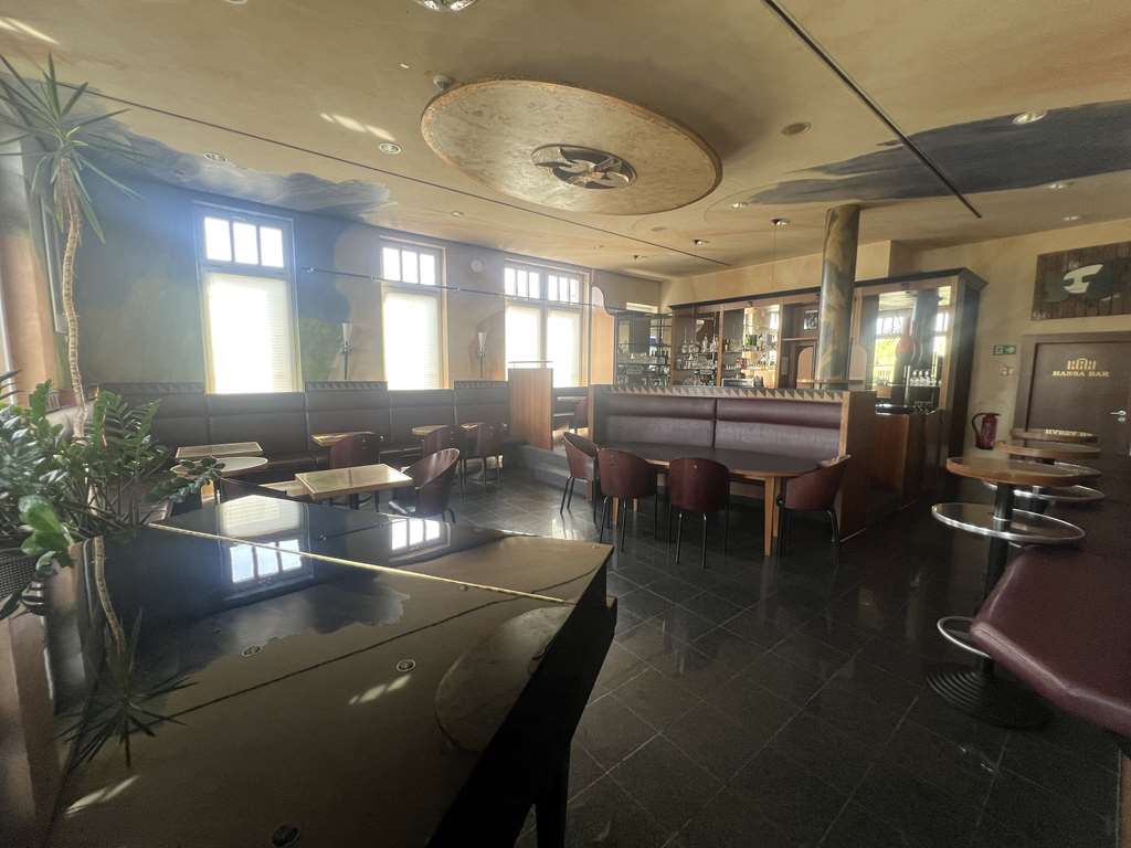 Finish the evening in our Hansa Bar.