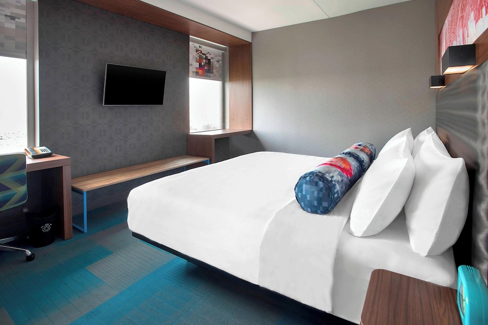 Aloft Buffalo Airport - photo 3