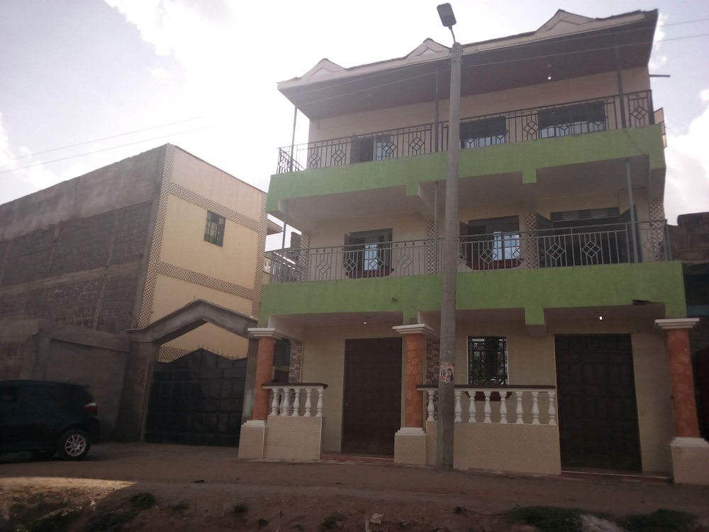 Choma Zone Hotel
