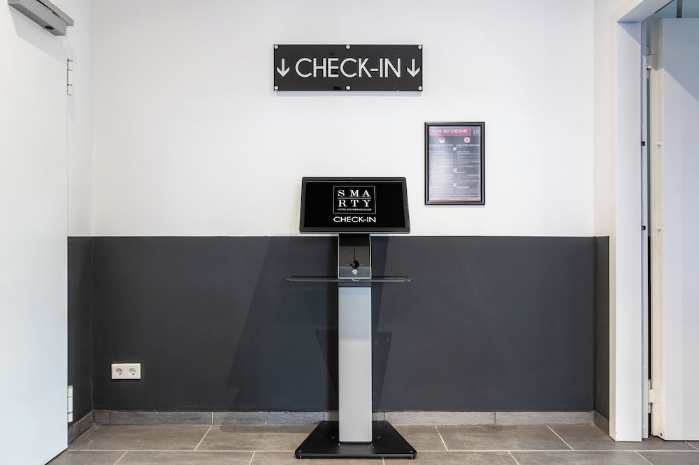 Check-in/check-out kiosk