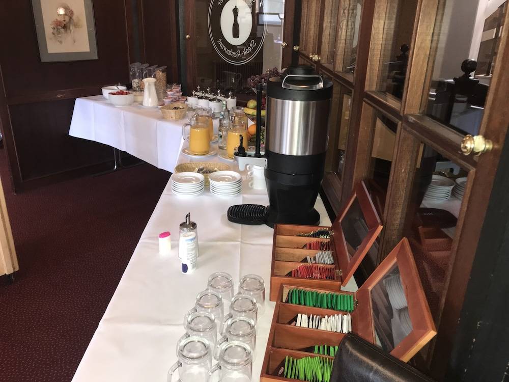Breakfast buffet