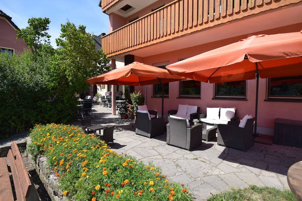 Sundeck