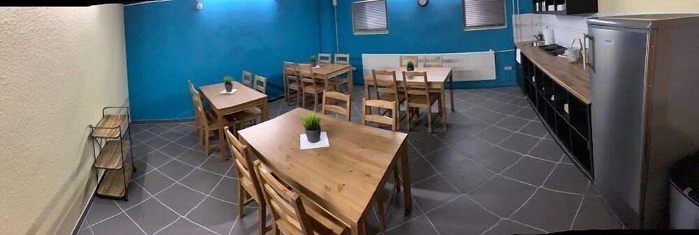 White Pearl Hostel