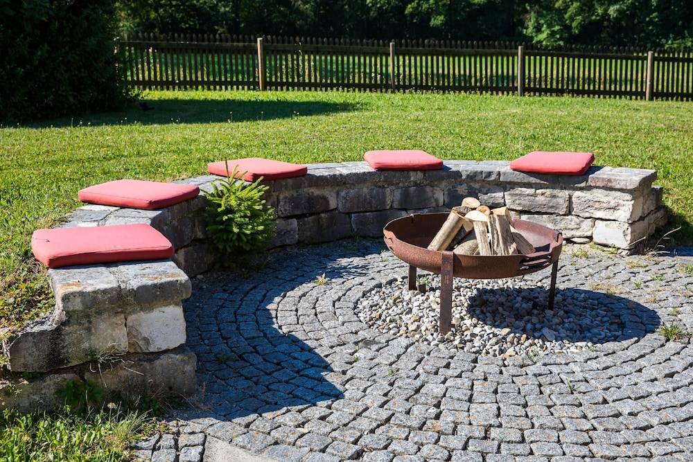 BBQ/picnic area