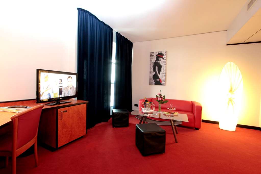 Guest room