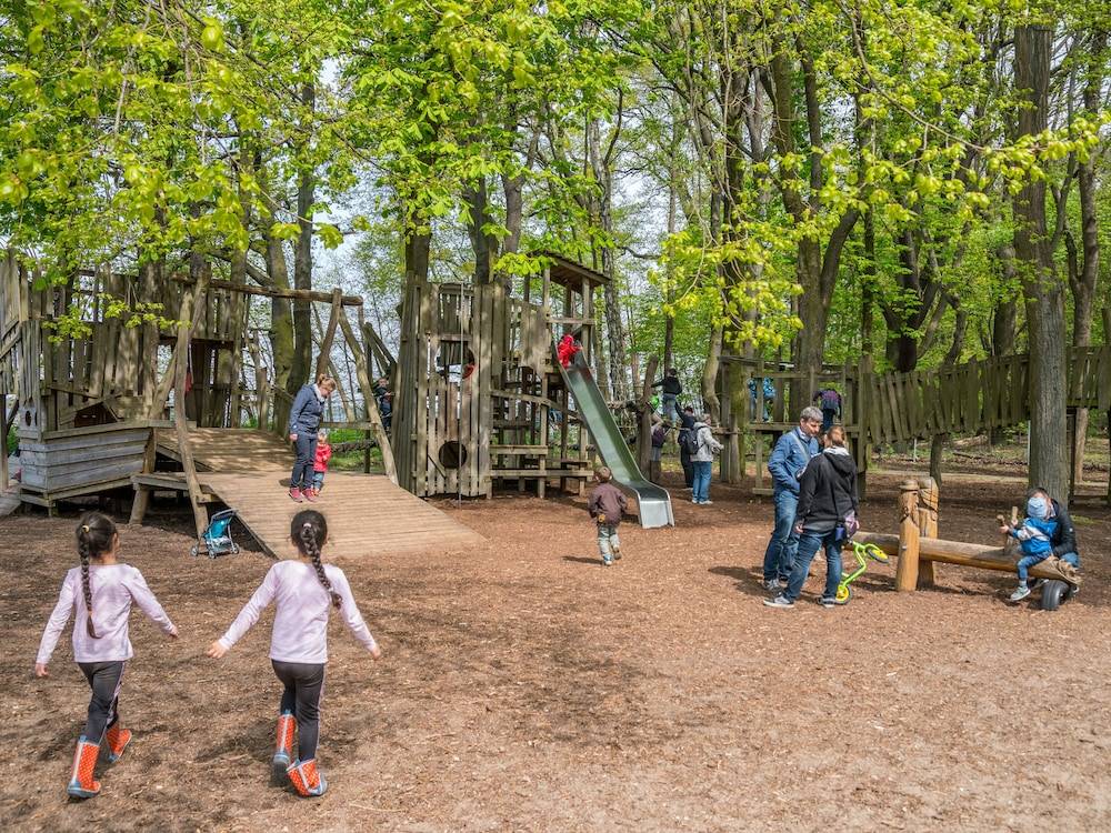 Children's play area - outdoor