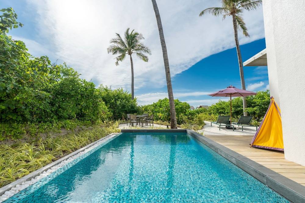 Private pool