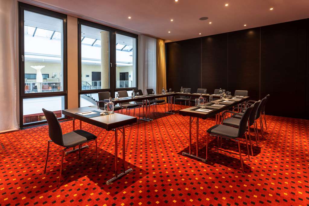 Steigenberger Hotel De Saxe, Dresden, Germany - meeting room