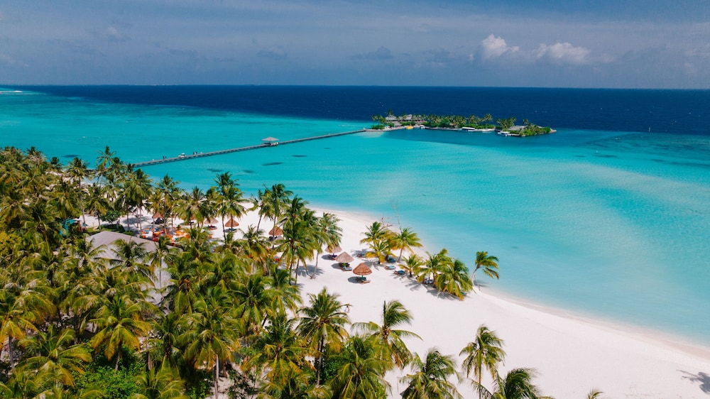 Villa Park Sun Island Resort Complimentary One Way Domestic Transportation for stays of 7 nights and more 01 April to 30 September 2025