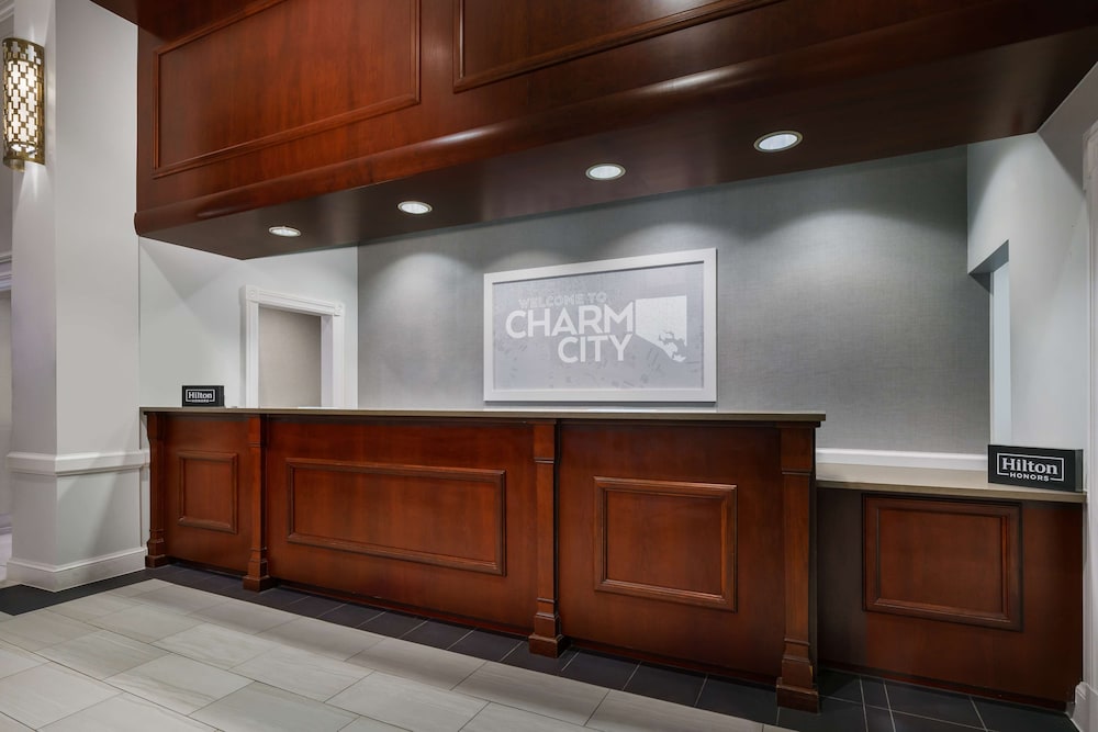 Hampton Inn & Suites Baltimore Inner Harbor - photo 5