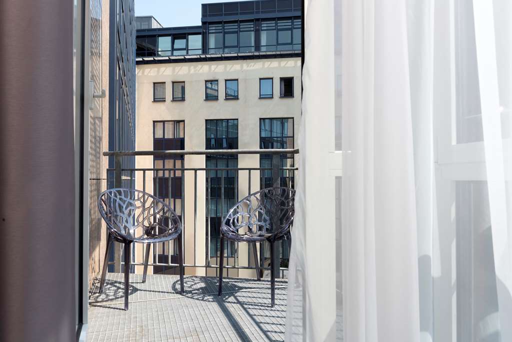 Scandic Berlin Kurfu rstendamm Room Standard Balcony TR Courtyard